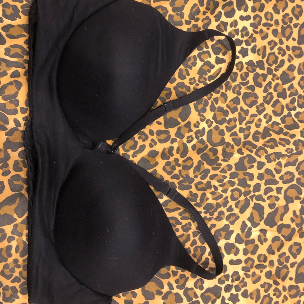 Body by Victoria lightly lined with plunge bra.